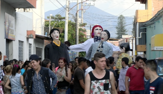 Desfile de Mogigangas en Zamora