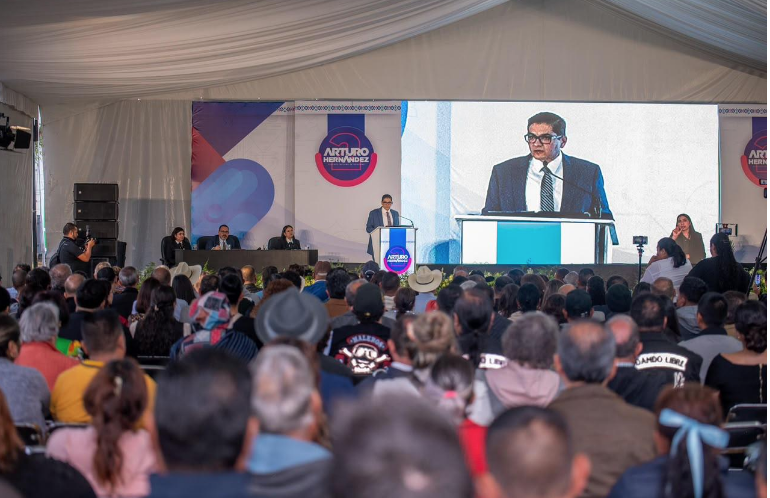 Arturo Hernández rinde su Segundo Informe de Gobierno; destaca resultados y compromiso con las familias de Tangancícuaro.