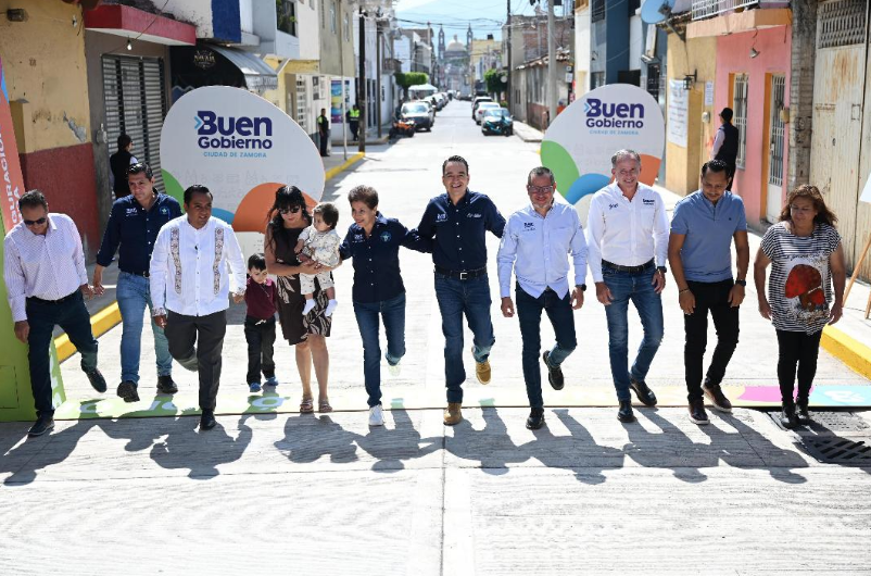 Carlos Soto inaugura mejoramiento integral de la calle Guerrero