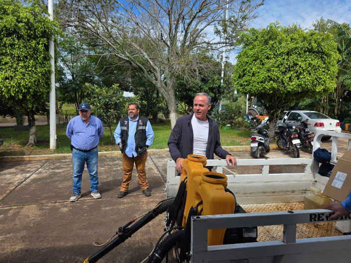 Refuerzan acciones contra el dengue con fumigación en plantas tratadoras de Zamora