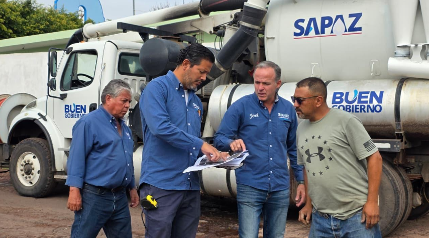 SAPAZ avanza en acciones para atender la red de drenaje sanitario en Villa Fuerte