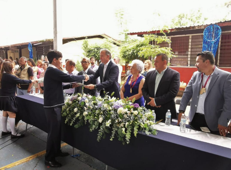 Buen Gobierno acompaña graduación de la Secundaria Técnica 79 y refrenda apoyo a la educación