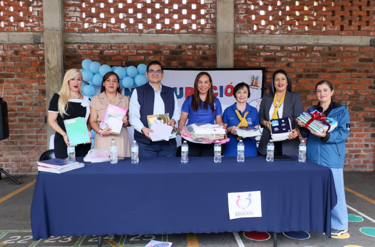 Celebra AMANC Michoacán segunda edición de colecta Huellas de Papel