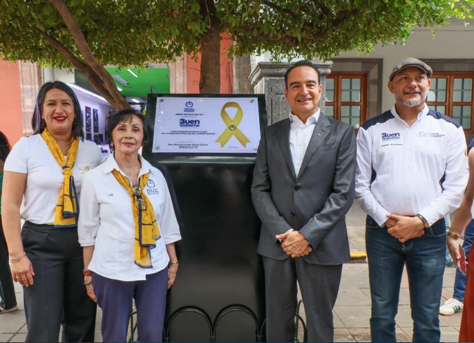 AMANC Michoacán entrega el Distintivo Municipio Dorado al Gobierno de Zamora