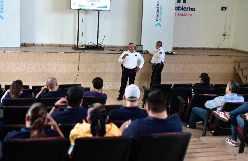 Personal del Buen Gobierno fortalece conocimientos en educación vial
