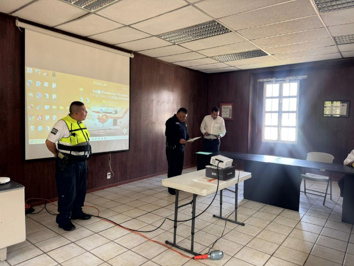 Impartieron curso de Educación Vial a empleados de CFE en Zamora