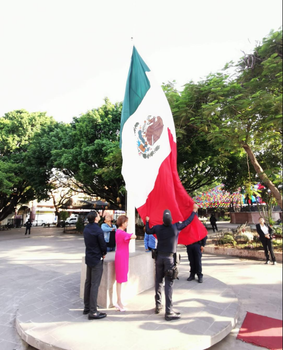 Buen Gobierno conmemoró natalicio del Padre de la Patria