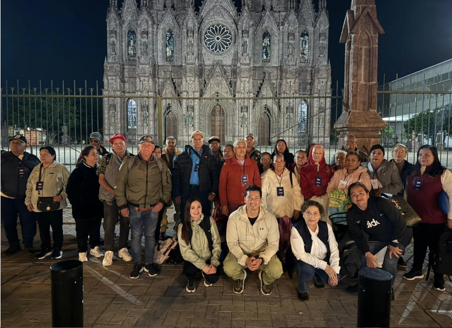 Buen Gobierno fortalece apoyo para tramitar visas y reunir familias zamoranas en Estados Unidos
