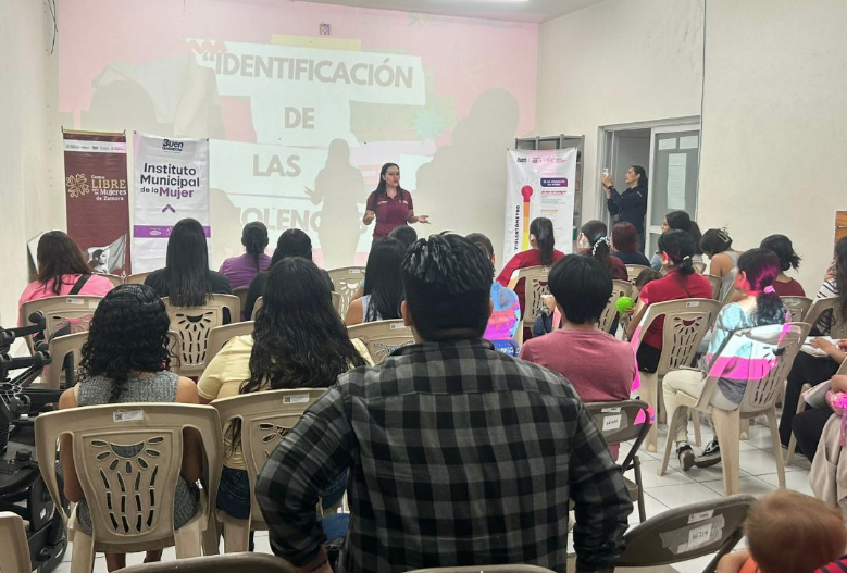 IMM ofrece charla sobre violencia a docentes de CONAFE en Zamora