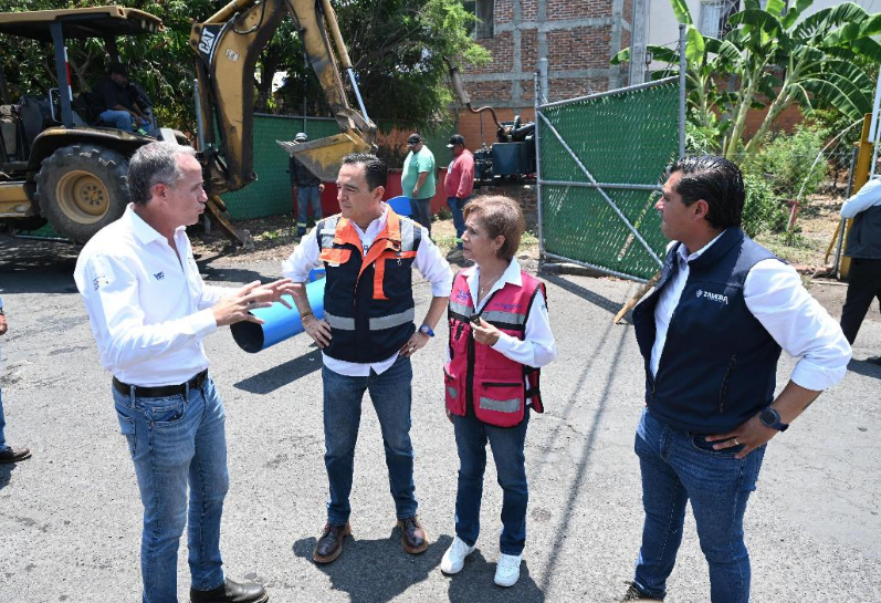 Carlos Soto supervisó instalación de bomba barqueña en cárcamo Nogal de El Vergel