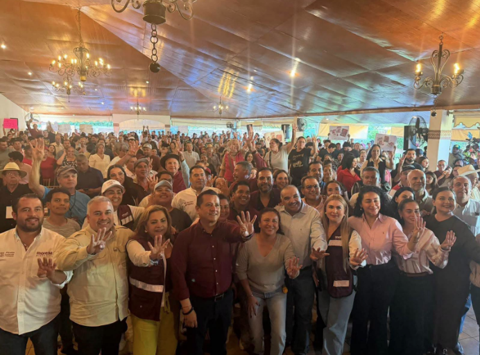 Seyra Aleman participa en los Diálogos por la Transformación realizados en Jiquilpan