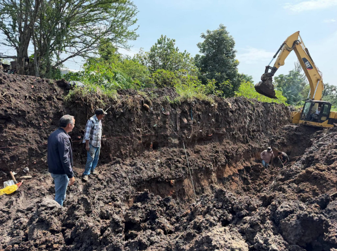 Avanza construcción de emisor sanitario en el fraccionamiento Altamira