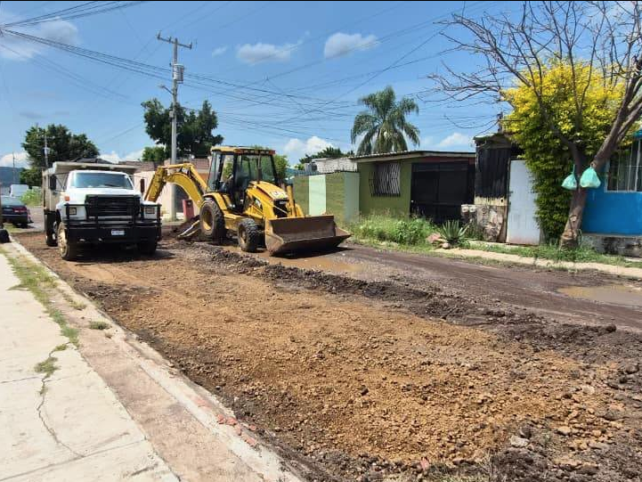 Inicia Buen Gobierno dignificación de calle Cerro de La Beatilla en Valle Dorado