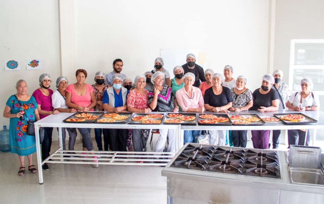 DIF Jacona realiza Taller de Cocina para clubs de adultos mayores