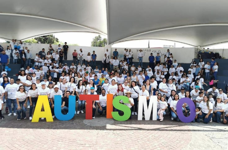 Carlos Soto respaldó la Caminata por el Autismo en Zamora para fomentar la empatía