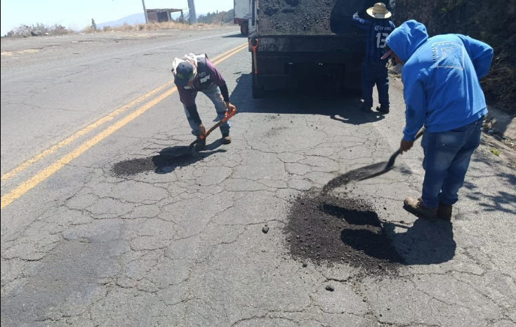 Brindan mantenimiento en el Libramiento Norte de Zamora