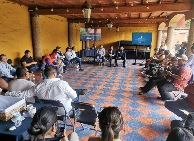 Carlos Soto brindó capacitación a periodistas en temas de relevancia para los zamoranos