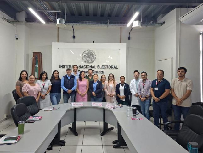 Zamora fortalece la prevención del cáncer de mama con capacitación al personal del INE