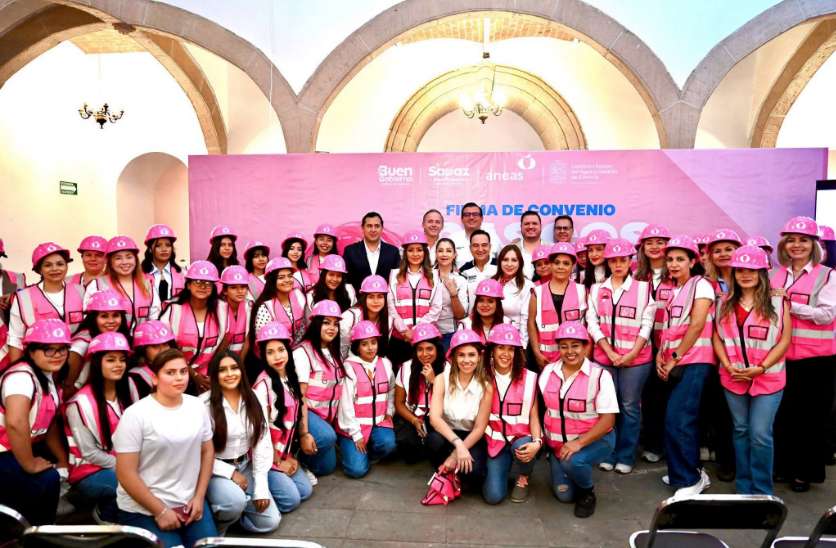 Carlos Soto Delgado encabeza firma de convenio “Cascos Rosas” para impulsar a las mujeres en el sector hídrico